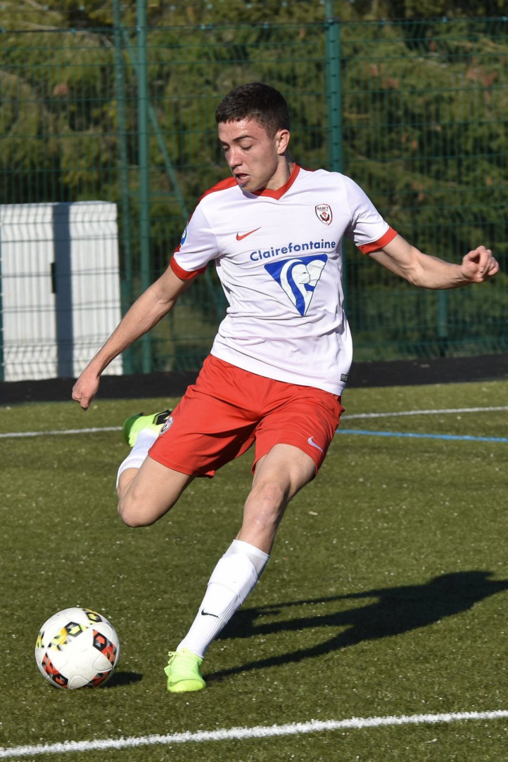 Football : Le fils de l’ancienne gloire du tennis marocain signe avec l'AS Nancy Football : Le fils de l’ancienne gloire du tennis marocain signe avec l'AS Nancy