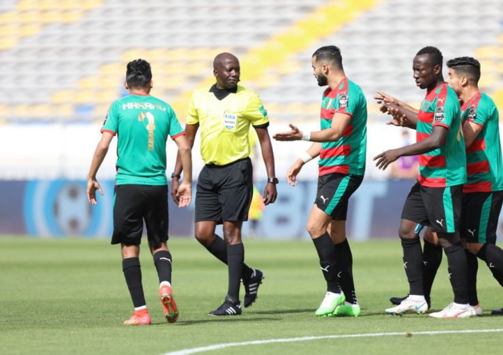 Wydad- Mouloudia Alger / Sanctions de la CAF : Suspension d’une année pour deux joueurs et 25.000 $ au club Wydad- Mouloudia Alger / Sanctions de la CAF : Suspension d’une année pour deux joueurs et 25.000 $ au club