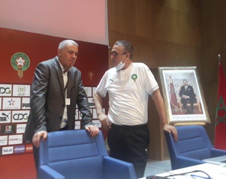 Le président de la CCA, Jamal Kaâouachi, et le directeur de la Direction nationale de l’arbitrage, Yahya Hadqa.