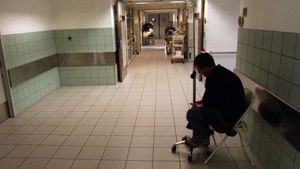 Santé: Les hôpitaux publics plus marginalisés que les cliniques Santé: Les hôpitaux publics plus marginalisés que les cliniques