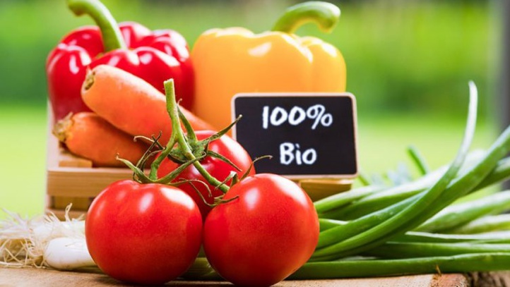 La commercialisation et la consommation nationale des produits Bio restent les 2 maillons faibles de la chaine La commercialisation et la consommation nationale des produits Bio restent les 2 maillons faibles de la chaine