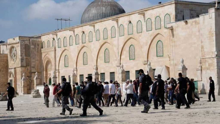 Palestine:  Les colons préparent leur marche, les Palestiniens leur Intifada