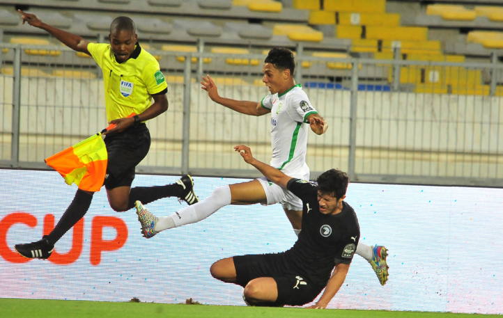 Le Raja a surpassé difficilement l'obstacle égyptien. Le Raja a surpassé difficilement l'obstacle égyptien.