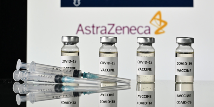 Passeport vaccinal : L'UE "refuse" le vaccin Astrazeneca produit en Inde Passeport vaccinal : L'UE "refuse" le vaccin Astrazeneca produit en Inde