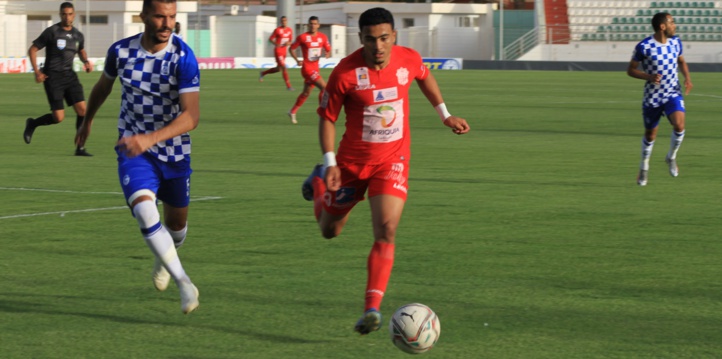 Botola Pro D1 / RCOZ-HUSA (0-1) : Le Rapide en danger, le Hassania calme la tempête ! Botola Pro D1 / RCOZ-HUSA (0-1) : Le Rapide en danger, le Hassania calme la tempête !