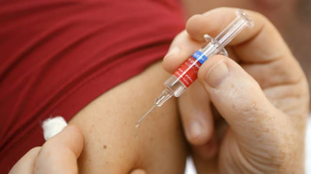 Compteur coronavirus : 5.535 cas actifs et 9.162.460 personnes vaccinées