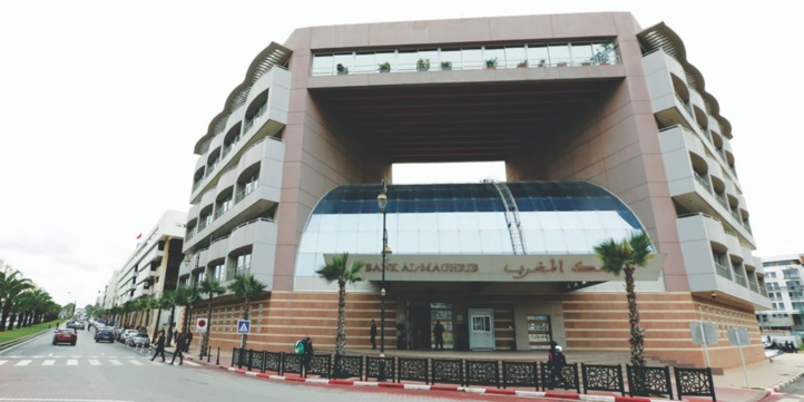 Perspectives macroéconomiques : En dépit des signes de reprise, la vigilance est de mise Perspectives macroéconomiques : En dépit des signes de reprise, la vigilance est de mise