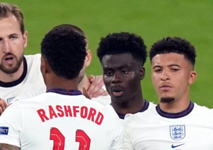 Défaite anglaise en finale de l’Euro : Rashford, Sancho et Bukayo victimes d’insultes racistes Défaite anglaise en finale de l’Euro : Rashford, Sancho et Bukayo victimes d’insultes racistes