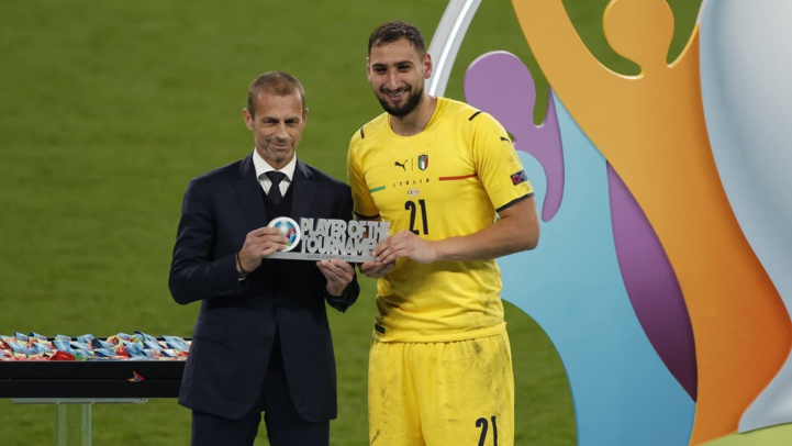 Les distinctions individuelles de l’UEFA :Donnarumma, Rolando et Pedri Les distinctions individuelles de l’UEFA :Donnarumma, Rolando et Pedri