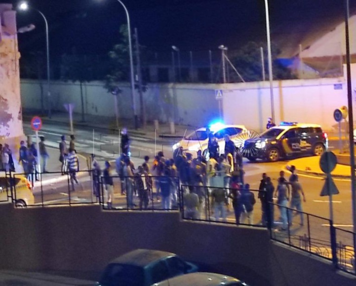 119 migrants entrent la ville occupée de Melilia 119 migrants entrent la ville occupée de Melilia