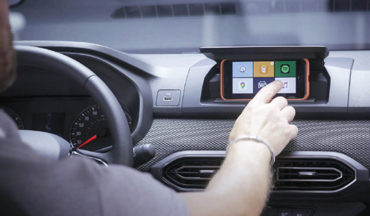 Pénurie de composants électroniques: Dacia livre des véhicules sans systèmes multimédias