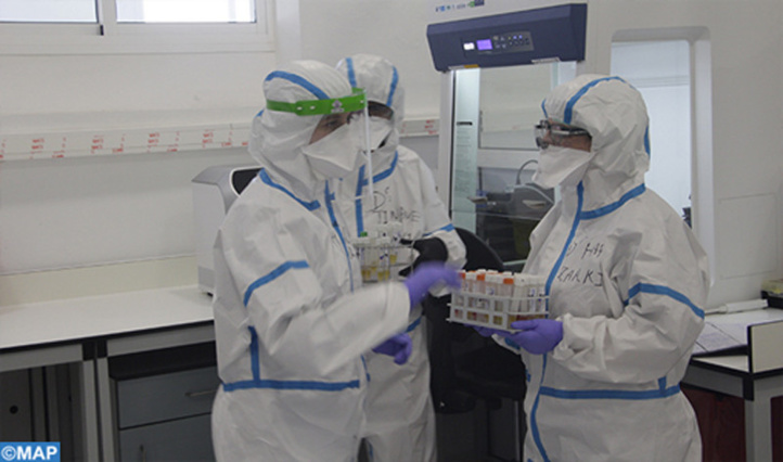 Compteur coronavirus : la flambée s'accélère avec 1 897 nouveaux cas en 24 heures.
