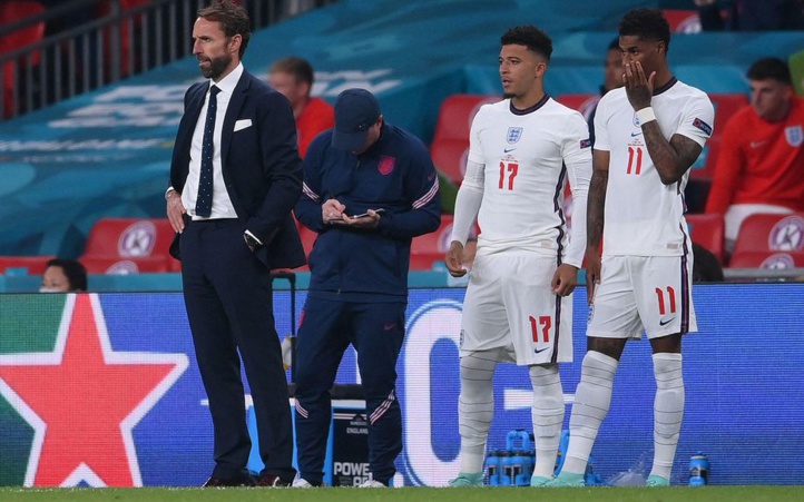 Racisme à l’anglaise : « Faites vos valises et allez dans votre pays ! » Racisme à l’anglaise : « Faites vos valises et allez dans votre pays ! »