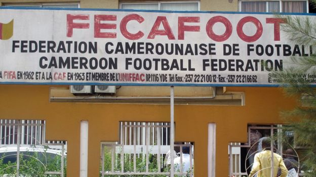Foot africain : La Fédération camerounaise renouvelle ses statuts lors d’une AGE pour préparer l’élection de son nouveau président Foot africain : La Fédération camerounaise renouvelle ses statuts lors d’une AGE pour préparer l’élection de son nouveau président