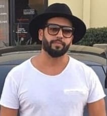 [ Interview avec Younes El Jay, dessinateur et sculpteur ] Chaque artiste a sa propre mission sacrée