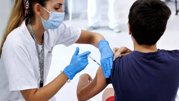 Officiel : la campagne de vaccination élargie aux personnes âgées de 18 ans et plus Officiel : la campagne de vaccination élargie aux personnes âgées de 18 ans et plus