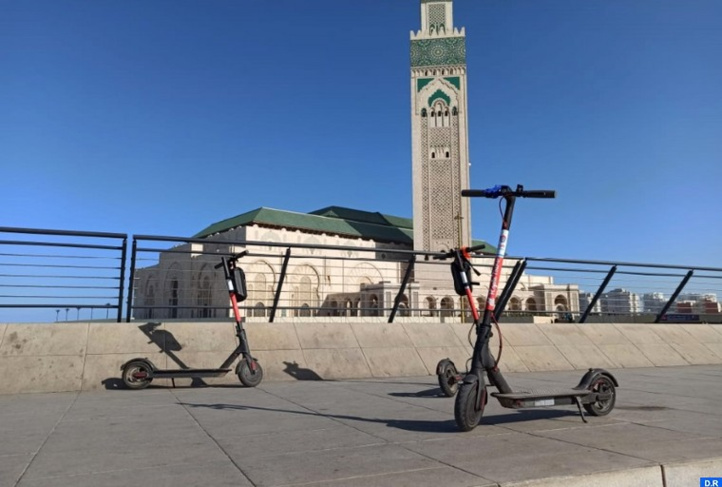 Trottinette électrique : vers un nouveau moyen de mobilité urbaine ? Trottinette électrique : vers un nouveau moyen de mobilité urbaine ?