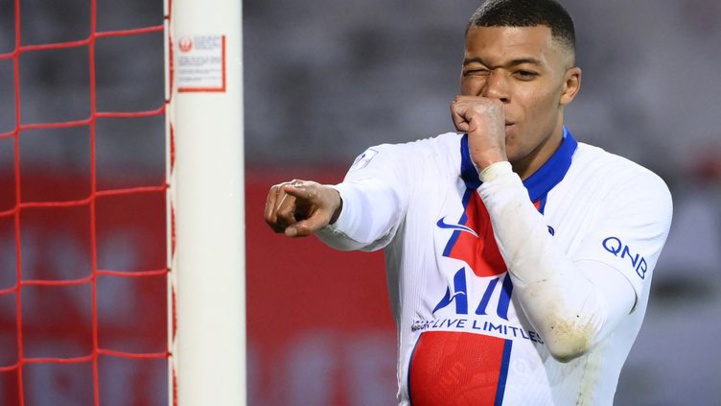 Feuilleton Mbappé : Le Real offre 180 M€, le PSG espère 200 M€ Feuilleton Mbappé : Le Real offre 180 M€, le PSG espère 200 M€