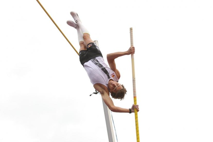Athlétisme: Duplantis s'impose à la perche avec un saut à 6,05 m