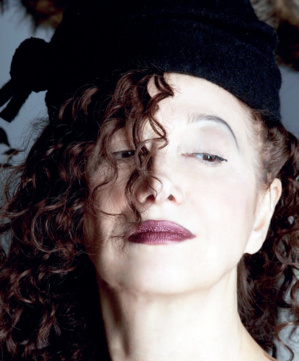 Interview avec Sapho « Mon enfance et mon adolescence au Maroc, une bénédiction » Interview avec Sapho « Mon enfance et mon adolescence au Maroc, une bénédiction »