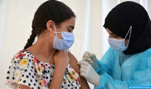 Dakhla: L'opération de vaccination des élèves au coeur d'une rencontre Dakhla: L'opération de vaccination des élèves au coeur d'une rencontre