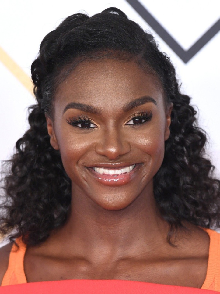 Prix de l’année 2021 / La championne Dina Asher-Smith et sa chronique gagnante sur le racisme : « C’est ma première médaille pour l’écriture » Prix de l’année 2021 / La championne Dina Asher-Smith et sa chronique gagnante sur le racisme : « C’est ma première médaille pour l’écriture »