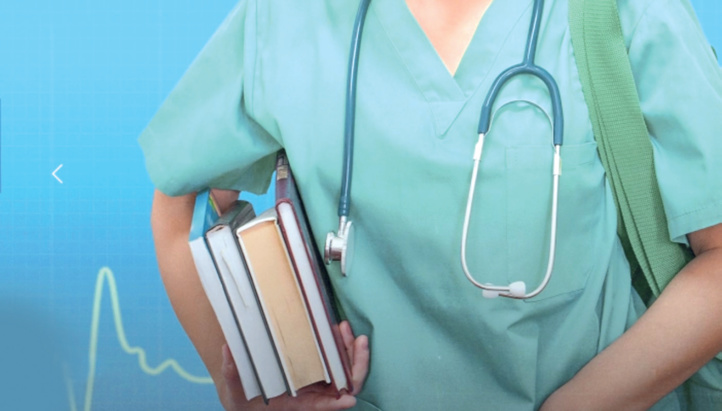 Encre noire et robes blanches : Au Maroc, médecine et littérature font bon ménage Encre noire et robes blanches : Au Maroc, médecine et littérature font bon ménage