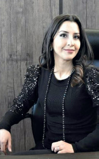 Interview avec Intissar Haddiya « Mon écriture s’apparente au réalisme comme principal mouvement littéraire » Interview avec Intissar Haddiya « Mon écriture s’apparente au réalisme comme principal mouvement littéraire »