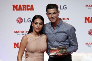 Ronaldo : Un chèque de 80 000€ à sa campagne Georgina à la fin de chaque mois !