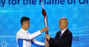 JO-2022 : La flamme olympique est arrivée en Chine JO-2022 : La flamme olympique est arrivée en Chine