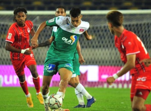 Botola Pro D1 / RCA-FUS (1-1) : Le Raja et son entraineur offrent le nul au Fath ! Botola Pro D1 / RCA-FUS (1-1) : Le Raja et son entraineur offrent le nul au Fath !