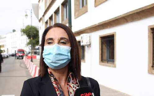 Nabila Mounib au Parlement allume la Toile Nabila Mounib au Parlement allume la Toile