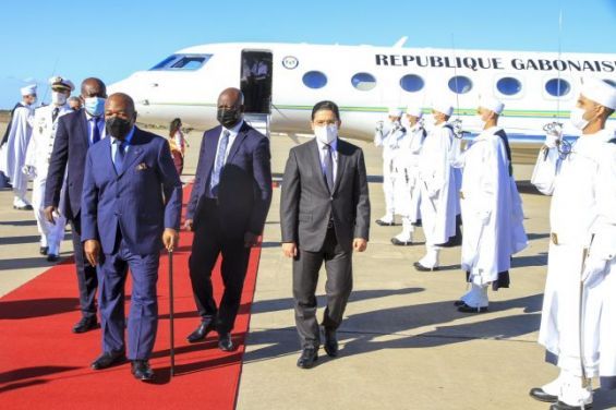 Le président gabonais effectue une visite de « travail et d’amitié » au Maroc Le président gabonais effectue une visite de « travail et d’amitié » au Maroc