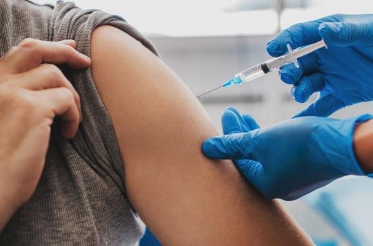Covid-19 et grippe : la tutelle précise les conditions d’une co-administration des vaccins