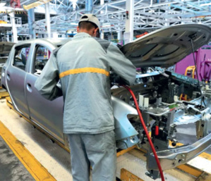 Automobile : Ryad Mezzour appuie sur l’accélérateur pour plus de valeur ajoutée Automobile : Ryad Mezzour appuie sur l’accélérateur pour plus de valeur ajoutée