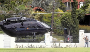 Brésil-Colombie : Neymar rejoint la Seleçao à bord de son hélicoptère personnel ! Brésil-Colombie : Neymar rejoint la Seleçao à bord de son hélicoptère personnel !