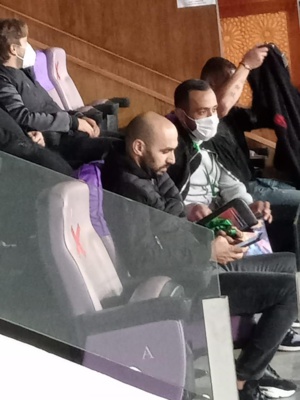 Mehdi Benatia aux côtés de Walid Regragui. Mehdi Benatia aux côtés de Walid Regragui.