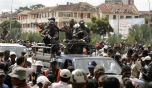 Insolite : L’hôtel de l’équipe de la Tanzanie investi par des militaires malgaches à la recherche de 3 joueurs covidés ! Insolite : L’hôtel de l’équipe de la Tanzanie investi par des militaires malgaches à la recherche de 3 joueurs covidés !