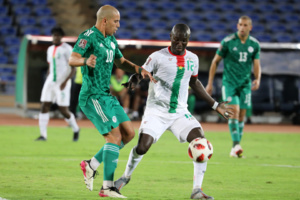 Mondial 2022 : Le Burkina Faso secoue l’Algérie (2-2) qui passe aux barrages