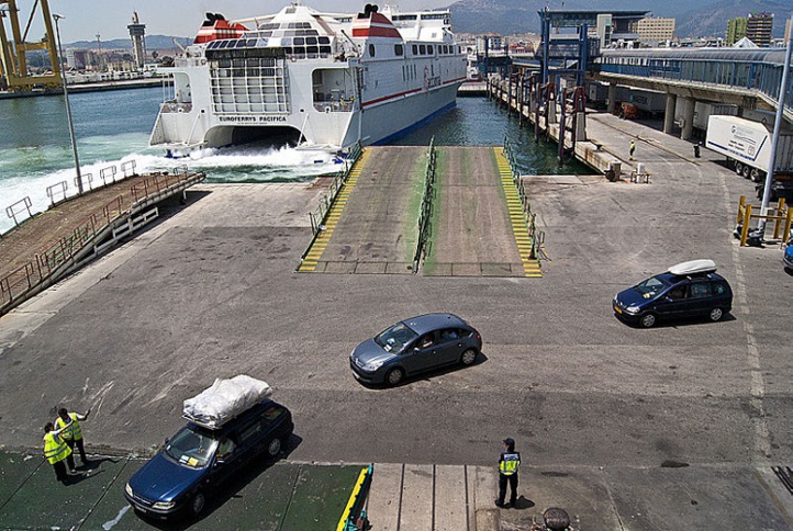 Suspension du transport maritime passagers entre le Maroc et la France