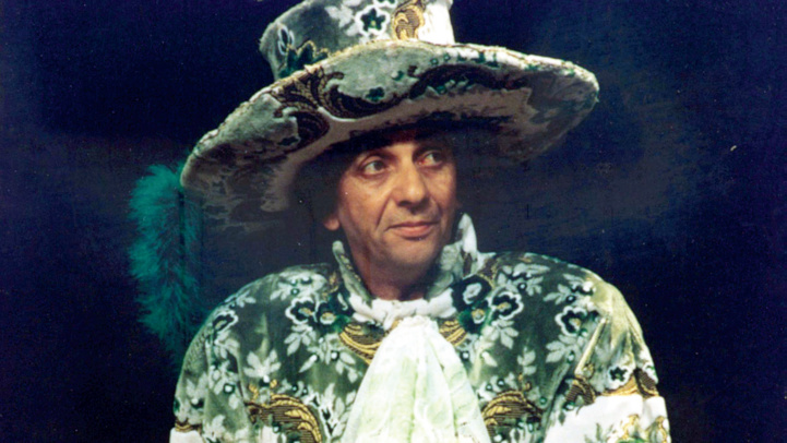 Le comédien en 1992 dans la pièce «Nous sommes faits pour nous entendre» de Tayeb Saddiki. Le comédien en 1992 dans la pièce «Nous sommes faits pour nous entendre» de Tayeb Saddiki.