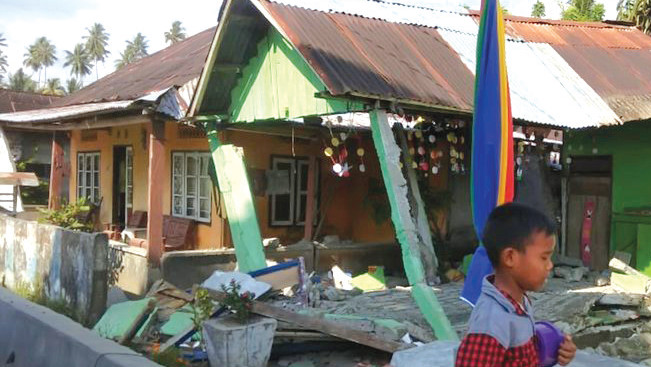 Indonésie : Séisme et alerte au tsunami Indonésie : Séisme et alerte au tsunami