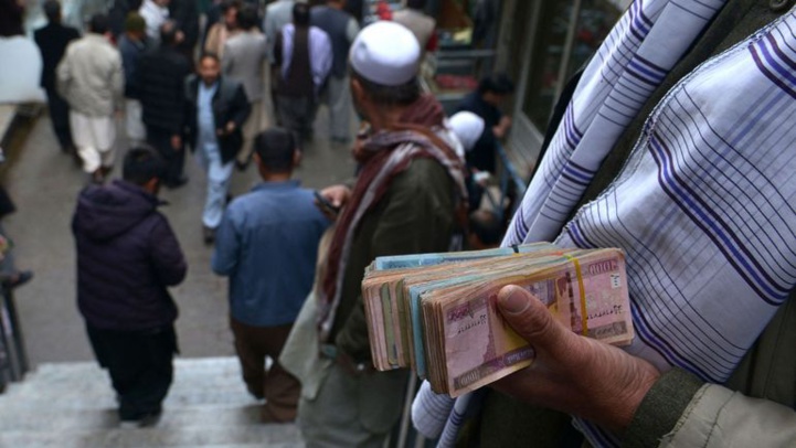Afghanistan : Face au défaut de paiement, les licenciements Afghanistan : Face au défaut de paiement, les licenciements