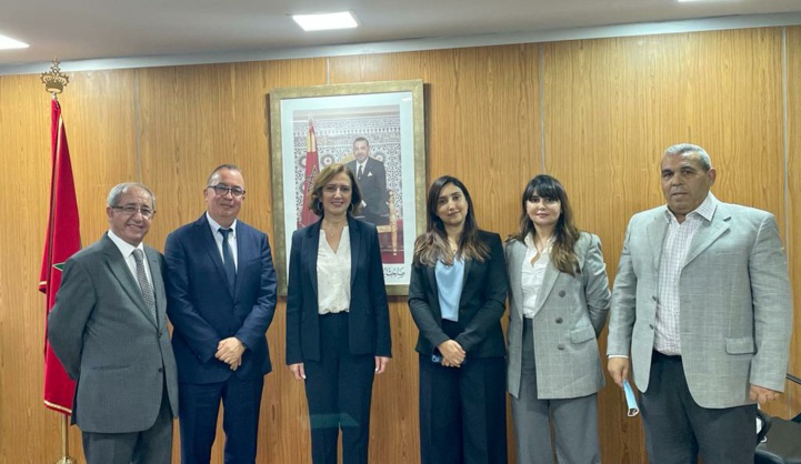 fatima-Zahra Ammor promet d’intégrer les restaurateurs dans le plan de soutien fatima-Zahra Ammor promet d’intégrer les restaurateurs dans le plan de soutien