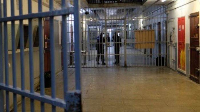 Un détenu à la prison locale Toulal 2 se suicide par pendaison dans sa cellule Un détenu à la prison locale Toulal 2 se suicide par pendaison dans sa cellule