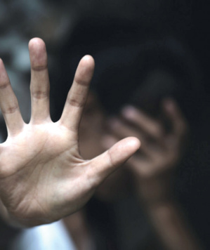 Interview avec Khadija Zoumi : « La loi sur les violences faites aux femmes n’a pas eu l’effet escompté » Interview avec Khadija Zoumi : « La loi sur les violences faites aux femmes n’a pas eu l’effet escompté »