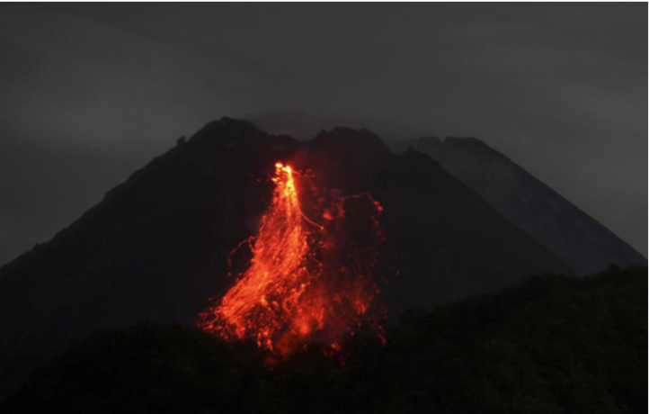 Éruption volcanique dans le pacifique: alerte au tsunami sur la côte ouest américaine Éruption volcanique dans le pacifique: alerte au tsunami sur la côte ouest américaine
