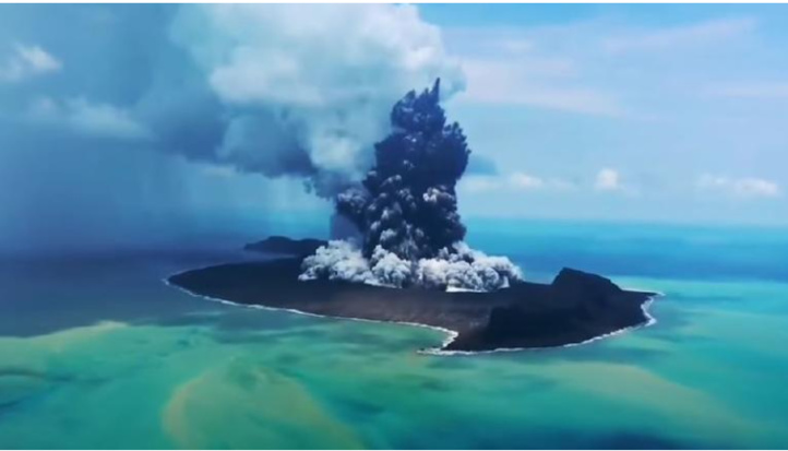 Iles Tonga: importants dégâts après une éruption volcanique