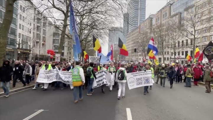 Manifestation européenne à Bruxelles contre les restrictions sanitaires