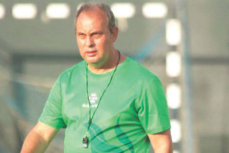 CAN 2021 / Le coach du Malawi : « Je n’ai pas de lait pour mon café. On n’a pas accès à la machine de lavage ! »